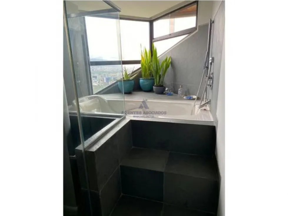 Se vende apto 325m2 3h+s/5b/3p Colinas de Valle Arriba 9804 - 20