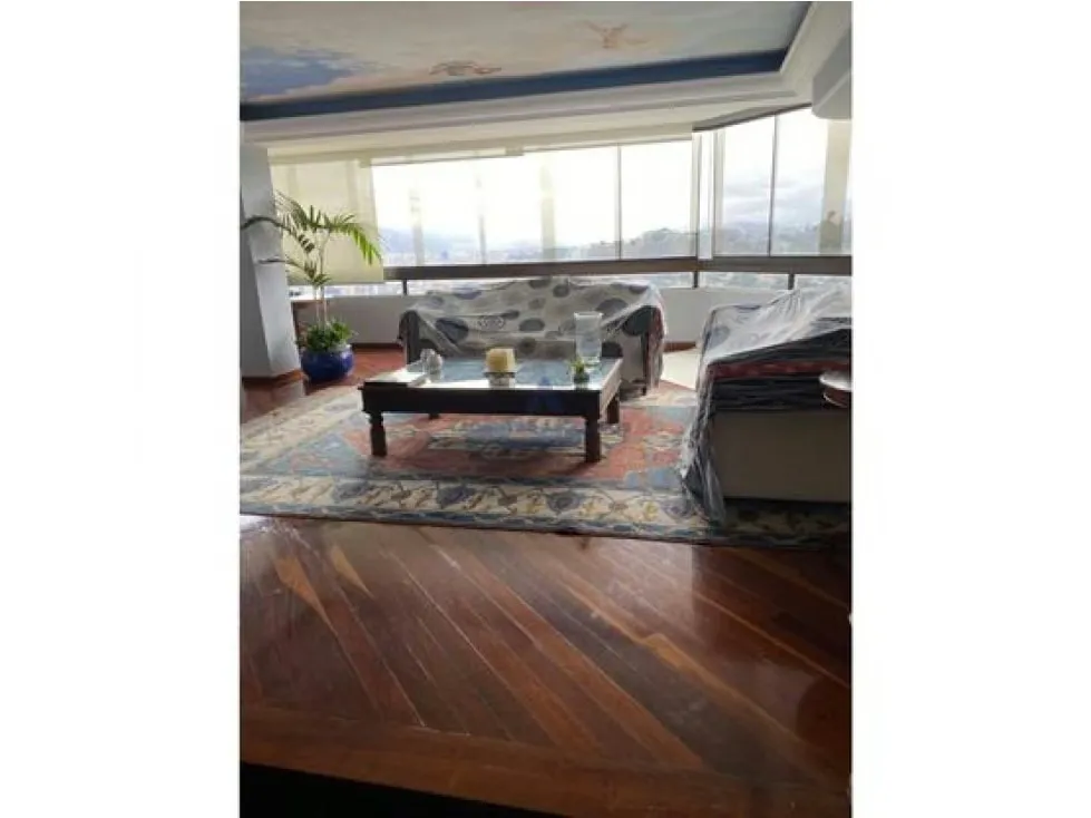 Se vende apto 325m2 3h+s/5b/3p Colinas de Valle Arriba 9804 - 3