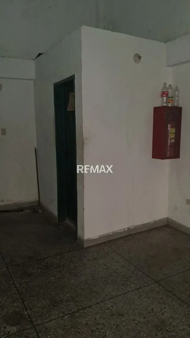 ALQUILO LOCAL COMERCIAL EDF SAN MIGUEL - 5