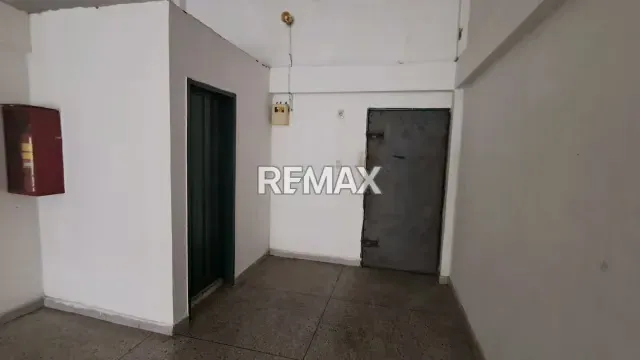 ALQUILO LOCAL COMERCIAL EDF SAN MIGUEL - 6
