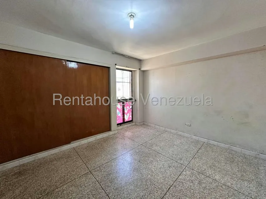 Apartamento (1 Nivel) en Venta en Zona Centro, Aragua - 26