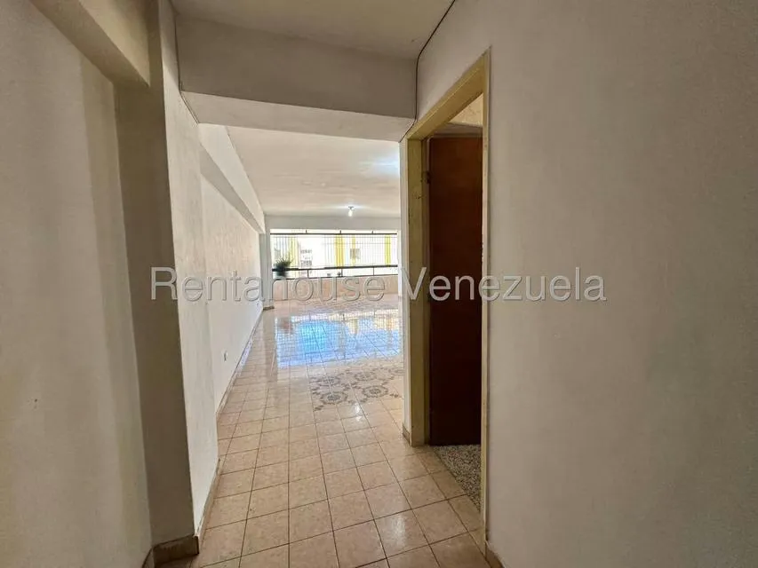 Apartamento (1 Nivel) en Venta en Zona Centro, Aragua - 4