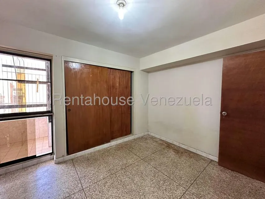Apartamento (1 Nivel) en Venta en Zona Centro, Aragua - 32