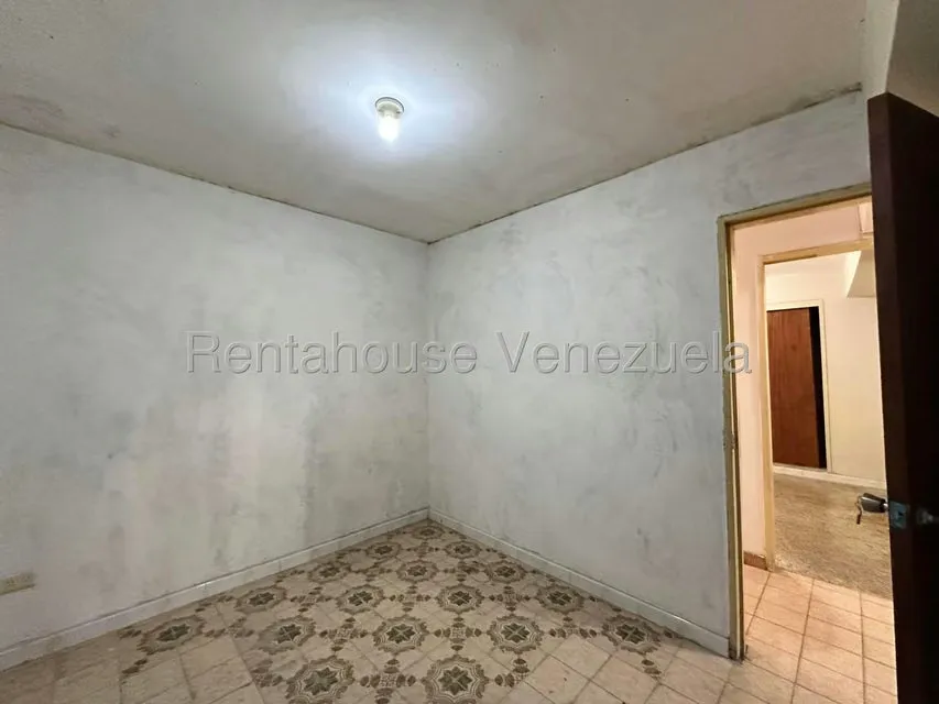 Apartamento (1 Nivel) en Venta en Zona Centro, Aragua - 38