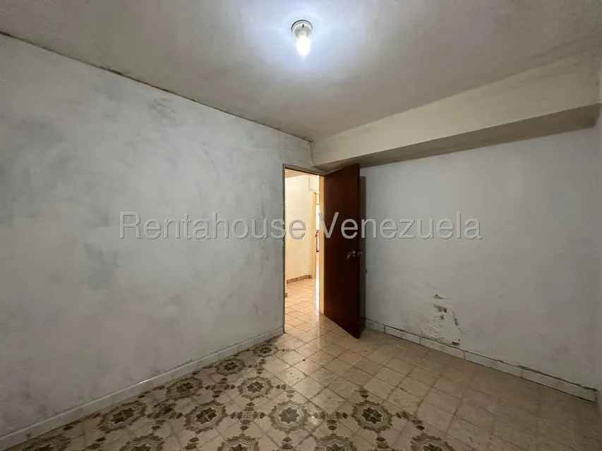 Apartamento (1 Nivel) en Venta en Zona Centro, Aragua - 40