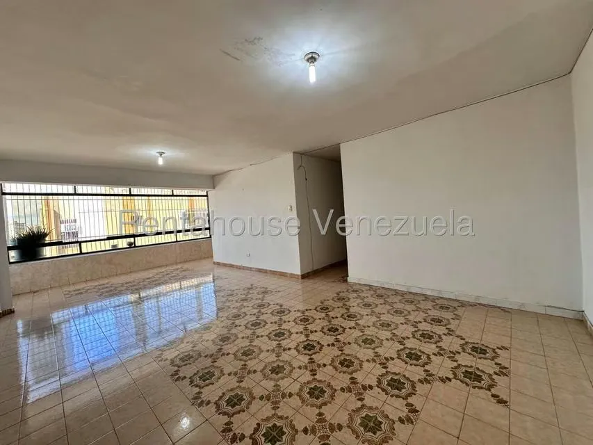 Apartamento (1 Nivel) en Venta en Zona Centro, Aragua - 5