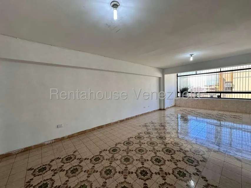 Apartamento (1 Nivel) en Venta en Zona Centro, Aragua - 6