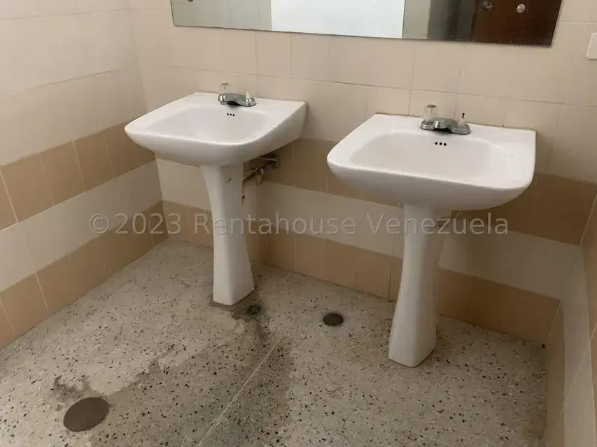 Local Comercial en Venta en Avenida Goajira, Zulia - 19