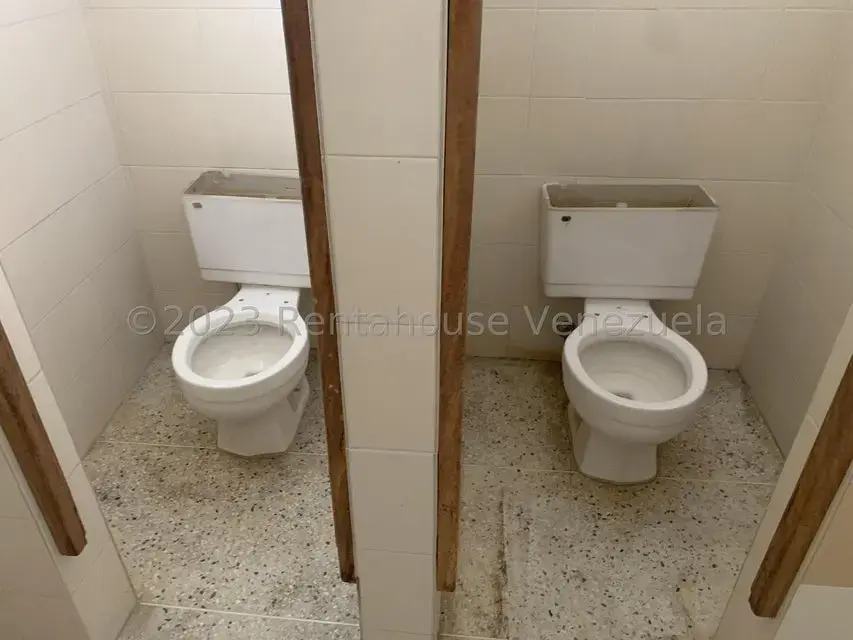 Local Comercial en Venta en Avenida Goajira, Zulia - 21