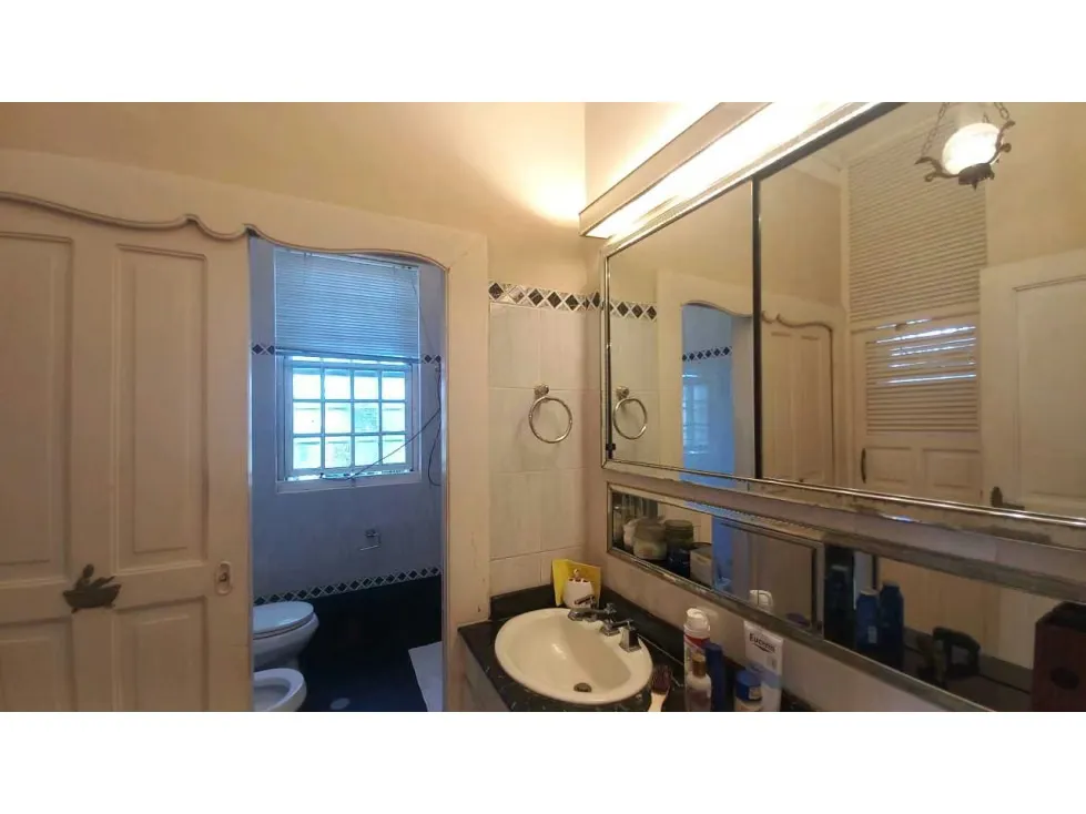 Se vende casa 900m2 La Lagunita 0678 - 17