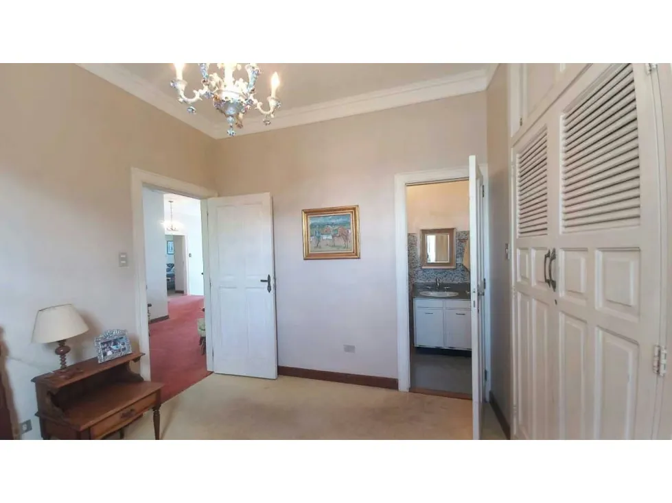 Se vende casa 900m2 La Lagunita 0678 - 23