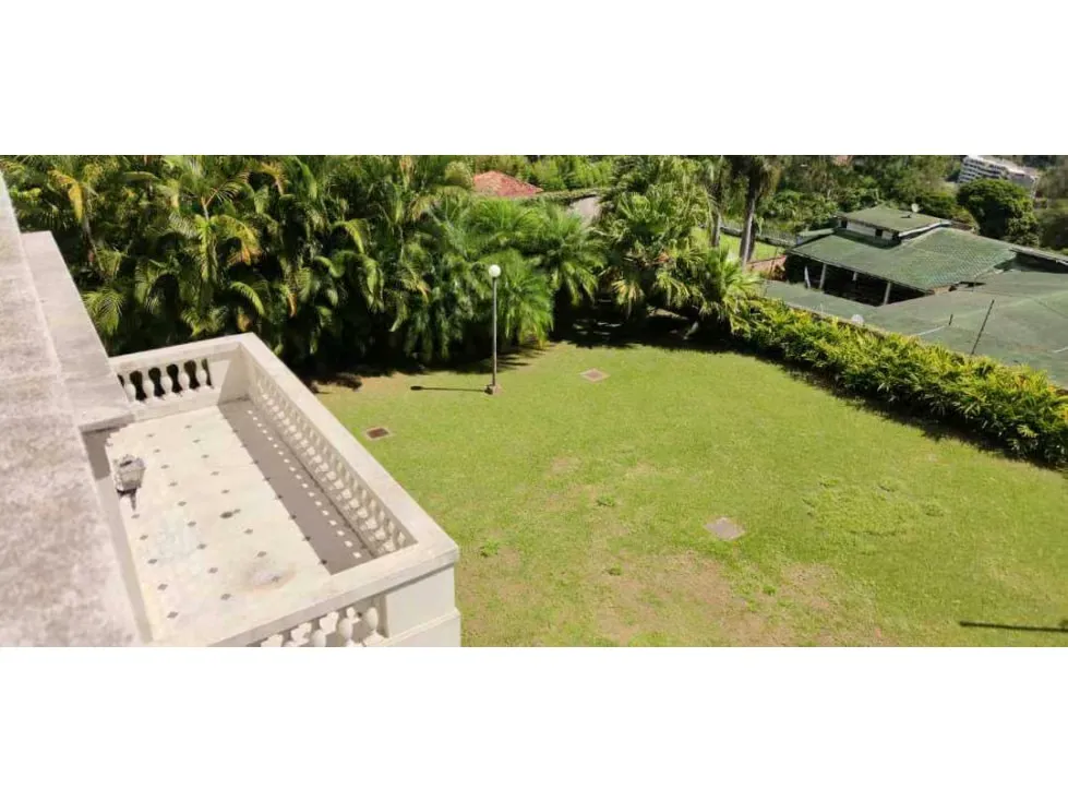 Se vende casa 900m2 La Lagunita 0678 - 30
