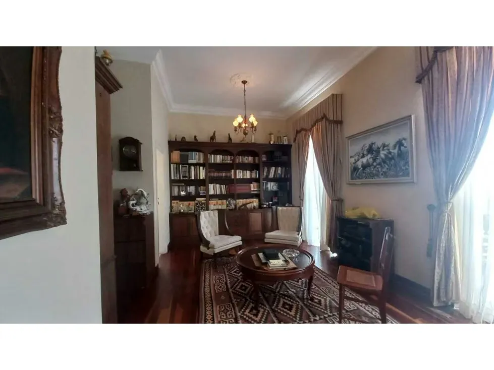 Se vende casa 900m2 La Lagunita 0678 - 6