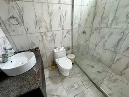 Vista 44