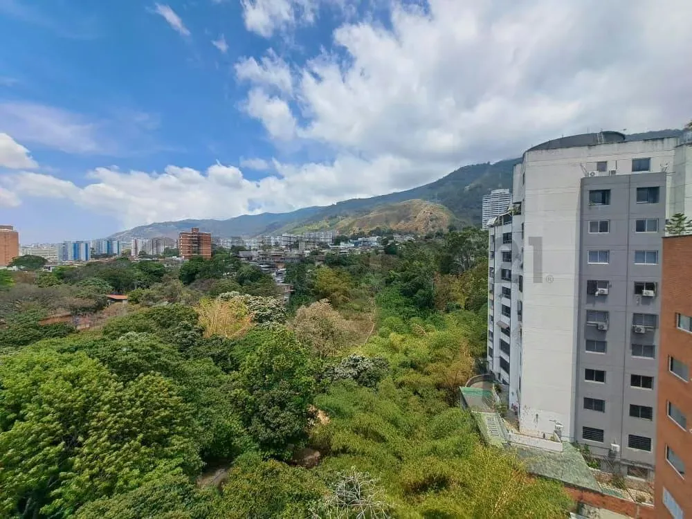 Sub penthouse de 215 m² con vista al Ávila en Colinas de Los Caobos - 25
