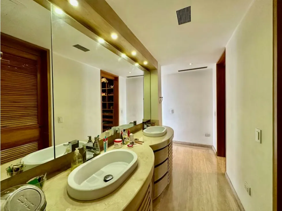 Se vende PH 1.100m2 6h+2s+ch/7b/7p Colinas de Valle Arriba - 34