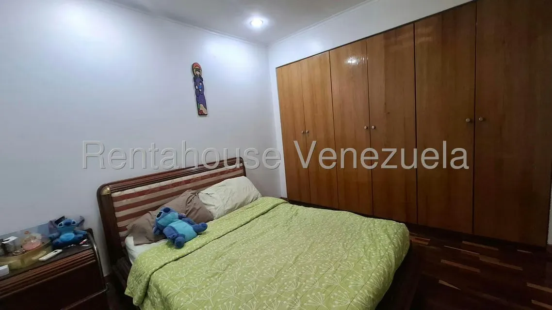 Apartamento (1 Nivel) en Venta en La Florida, Distrito Metropolitano - 23