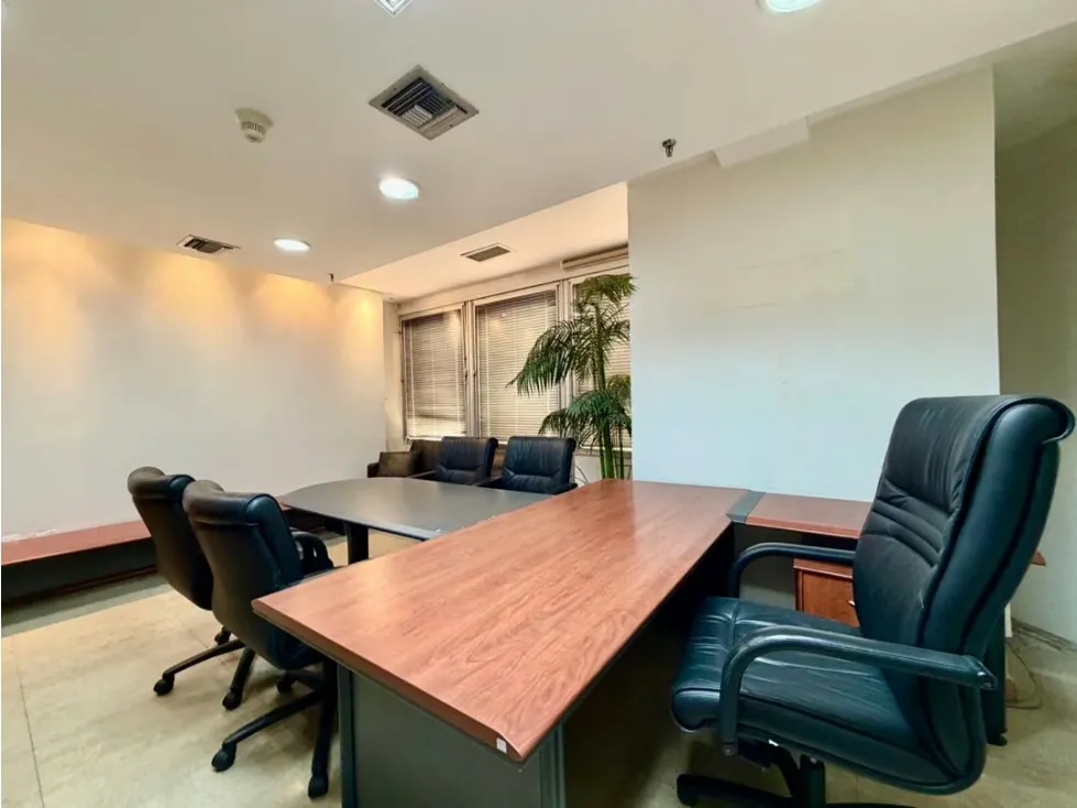 Se alquila oficina 368m2 Las Mercedes - 14
