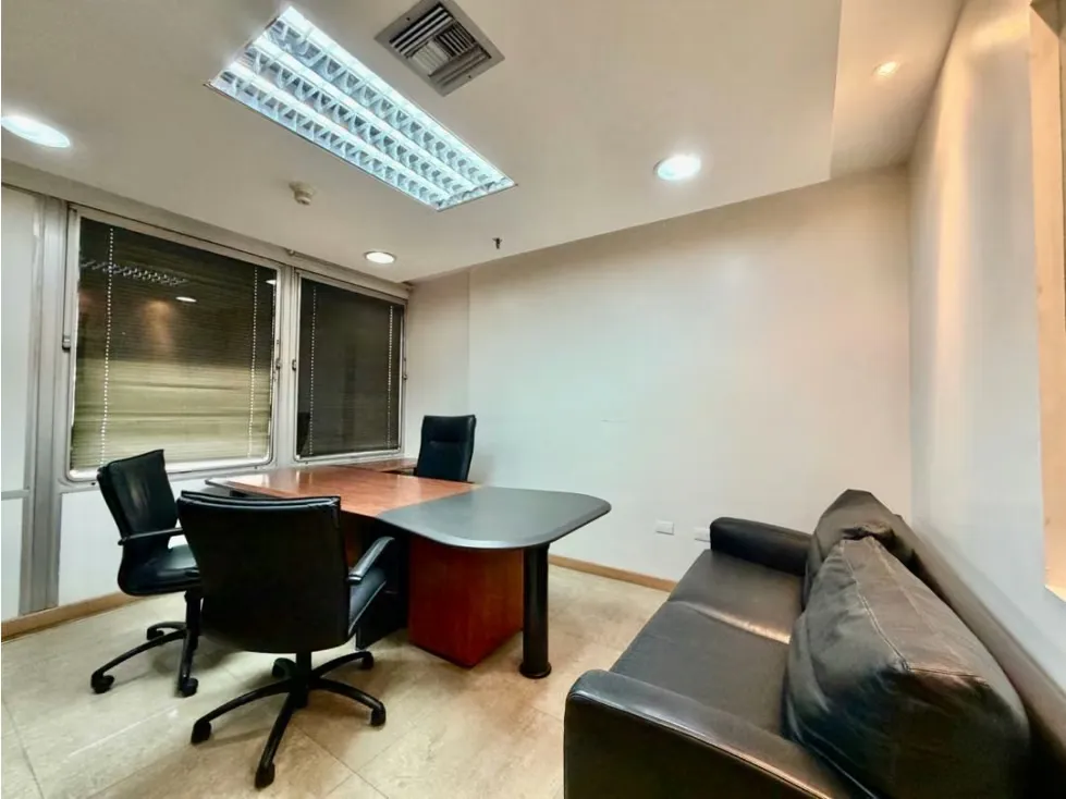 Se alquila oficina 368m2 Las Mercedes - 16