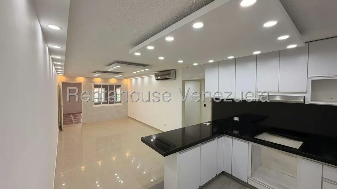 Apartamento (Planta Baja) en Venta en Valle Grande, Miranda - 11