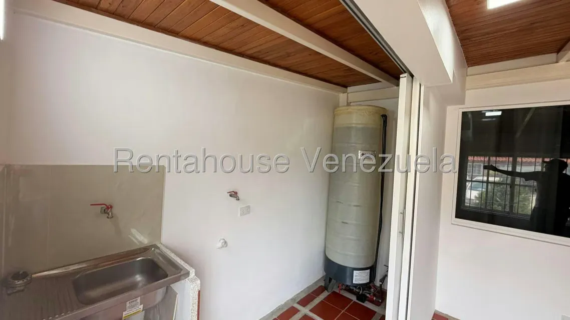 Apartamento (Planta Baja) en Venta en Valle Grande, Miranda - 19
