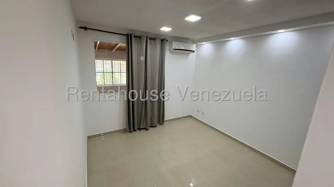 Apartamento (Planta Baja) en Venta en Valle Grande, Miranda - 22