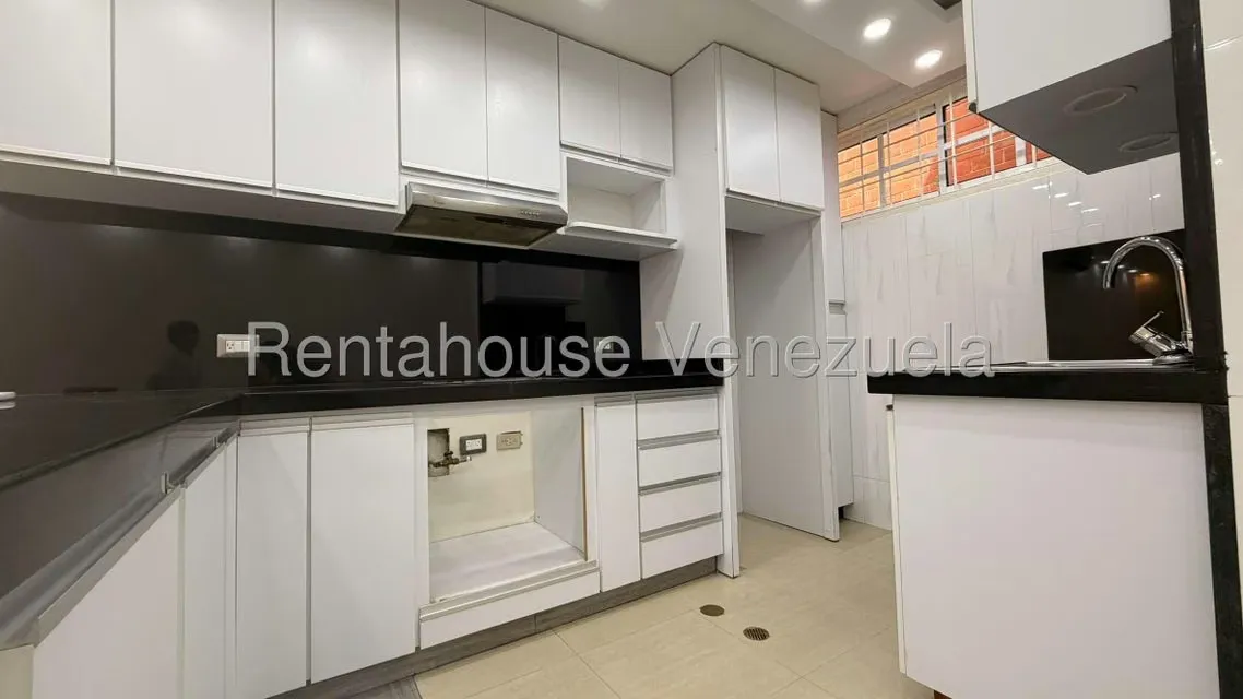 Apartamento (Planta Baja) en Venta en Valle Grande, Miranda - 30