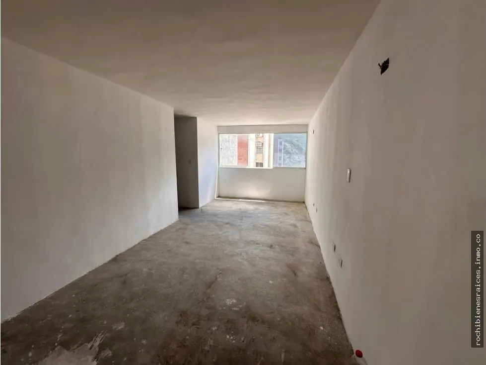 Apartamento en venta Guarenas en obra Gris