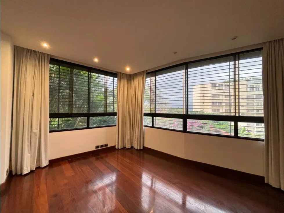 Se vende PB duplex 489.84m2 3H+S/3.5B+S/3P. La Alameda - 12