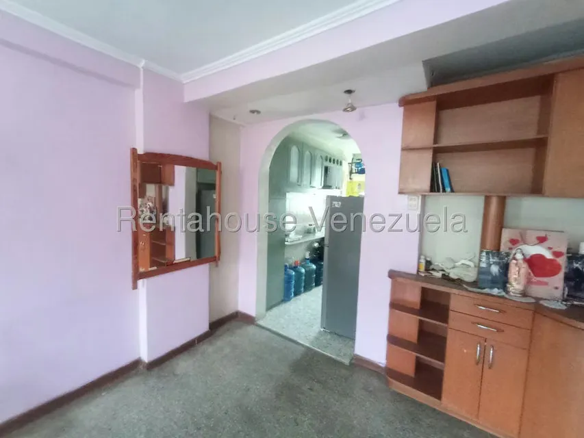 Apartamento (1 Nivel) en Venta en Menca de Leoni, Miranda - 14