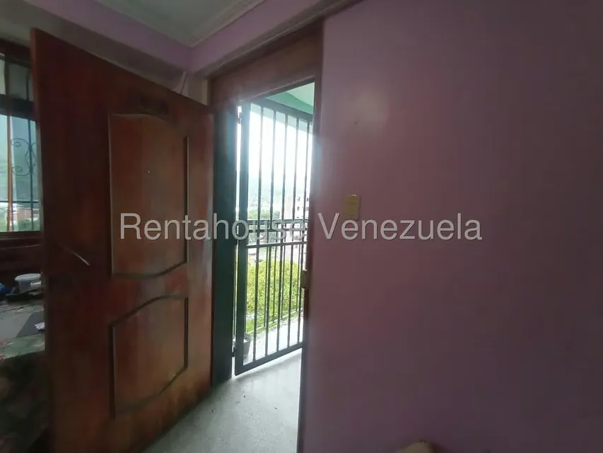 Apartamento (1 Nivel) en Venta en Menca de Leoni, Miranda - 28