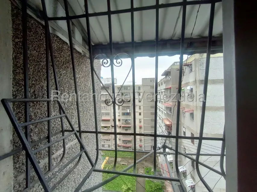 Apartamento (1 Nivel) en Venta en Menca de Leoni, Miranda - 30