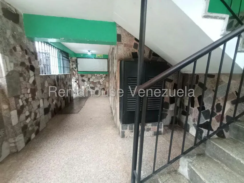 Apartamento (1 Nivel) en Venta en Menca de Leoni, Miranda - 3