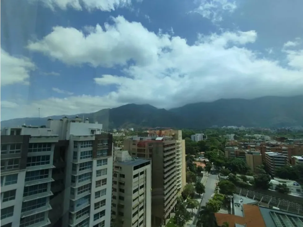Vendo/alquilo oficina 438m2 Campo Alegre 6490 - 10