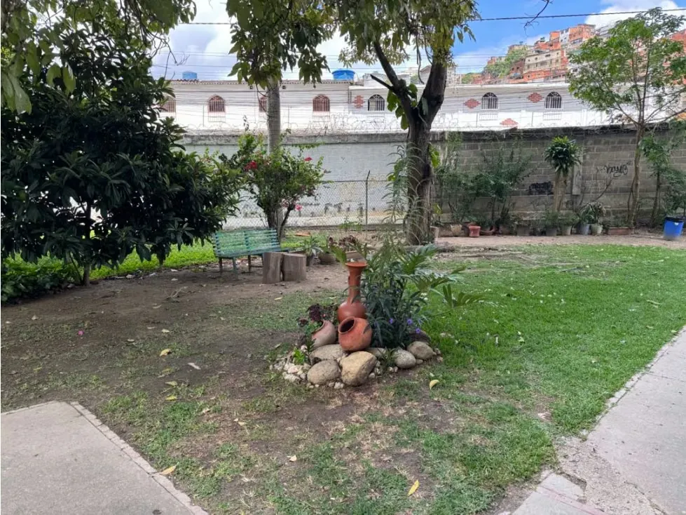 Apartamento en alquiler en Baruta - 25