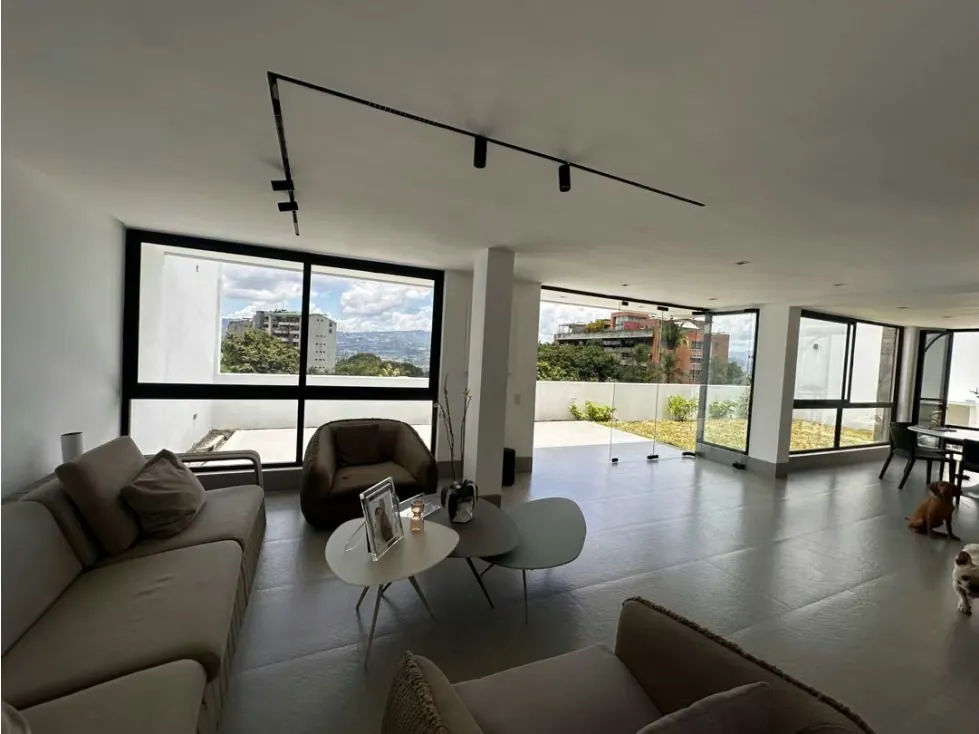Se vende casa 500m2. 3H+S/4B+S/3P. Sebucan - 9