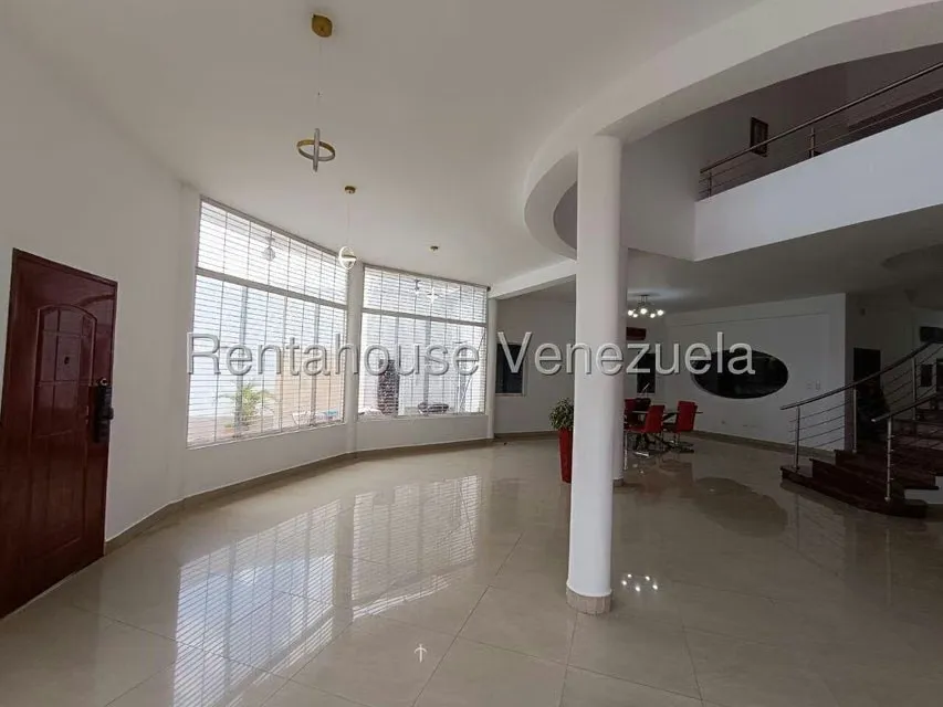 Casa (Duplex) en Venta en La Viña, Carabobo - 19