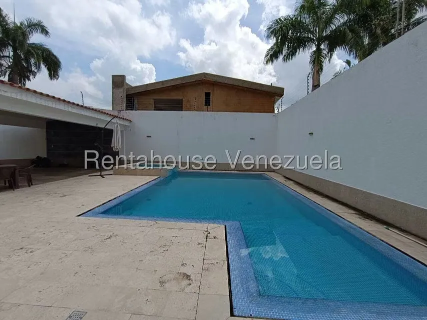 Casa (Duplex) en Venta en La Viña, Carabobo - 26