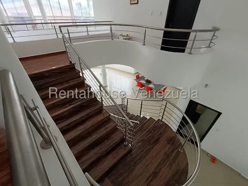 Casa (Duplex) en Venta en La Viña, Carabobo - 32