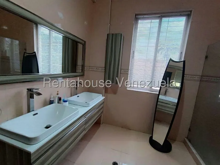 Casa (Duplex) en Venta en La Viña, Carabobo - 41