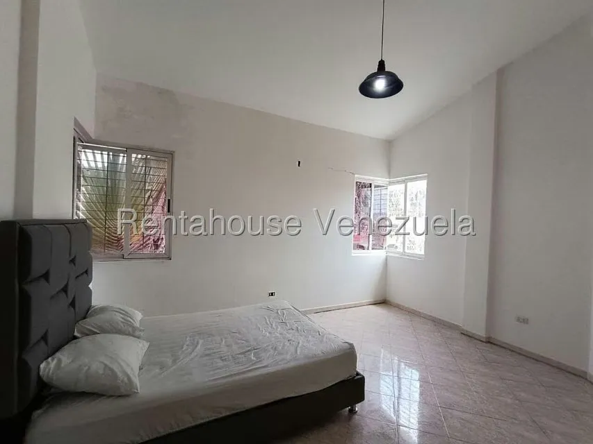 Casa (Duplex) en Venta en La Viña, Carabobo - 46