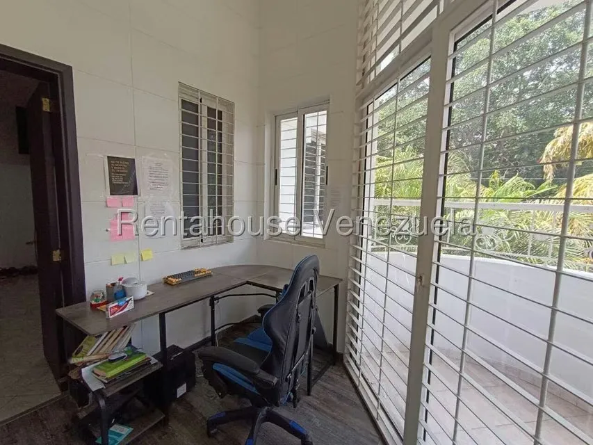 Casa (Duplex) en Venta en La Viña, Carabobo - 49