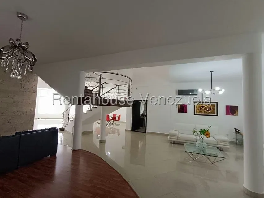 Casa (Duplex) en Venta en La Viña, Carabobo - 8