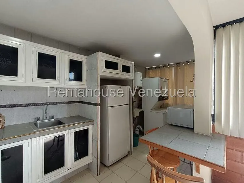 Apartamento (1 Nivel) en Alquiler en La Granja, Carabobo - 12