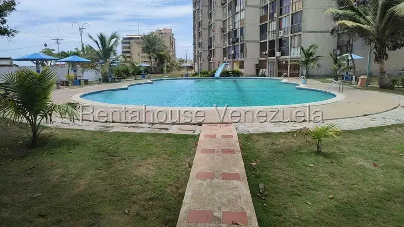 Apartamento (1 Nivel) en Venta en Ciudad Balneario Higuerote, Miranda