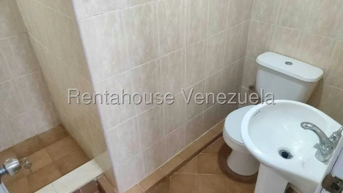 Apartamento (1 Nivel) en Venta en Ciudad Balneario Higuerote, Miranda - 19