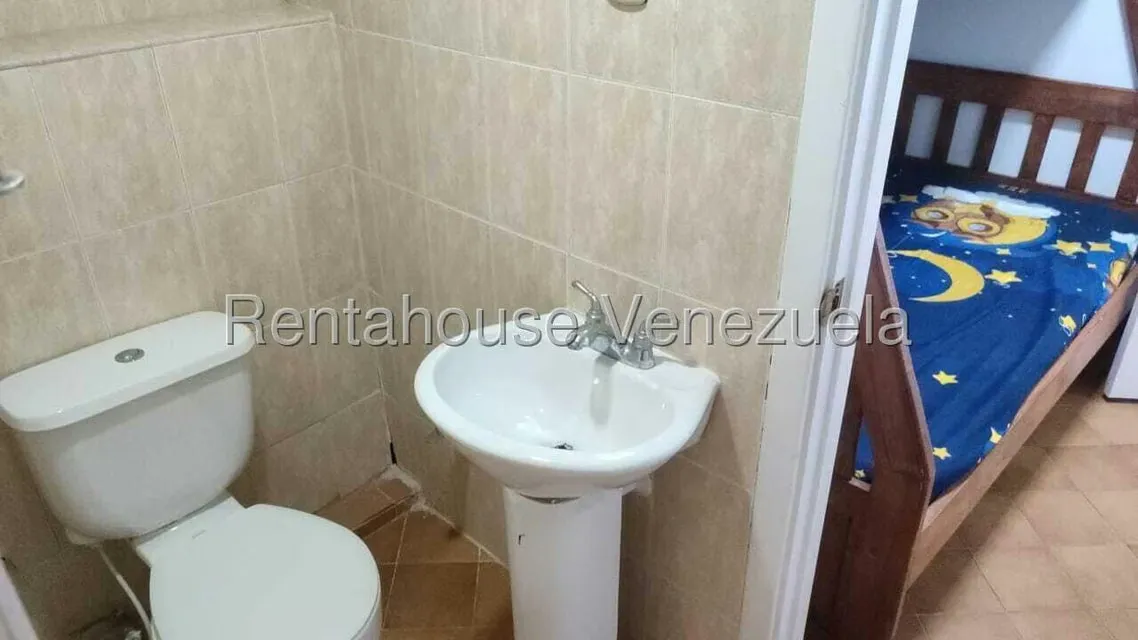 Apartamento (1 Nivel) en Venta en Ciudad Balneario Higuerote, Miranda - 22