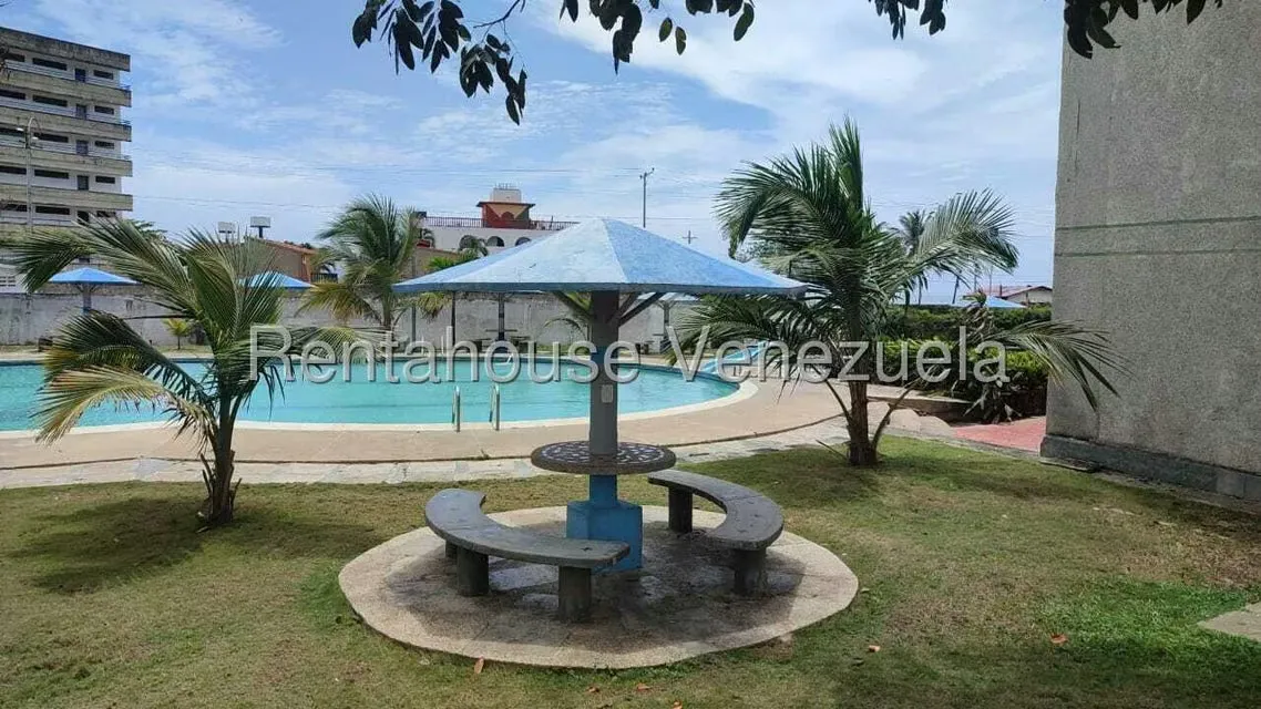 Apartamento (1 Nivel) en Venta en Ciudad Balneario Higuerote, Miranda - 7