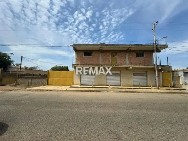 VENDO GALPON CON 5 LOCALES EN SANTA RITA