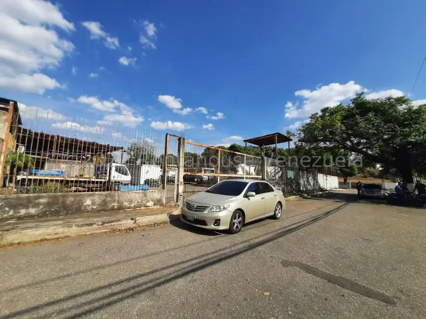 Terreno (Comercial) en Venta en Ave Acosta Carles, Guarico - 11